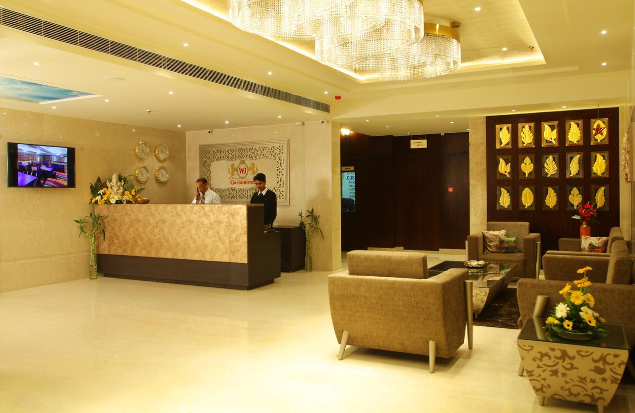 Hotel Wj Grand Jalandhar Esterno foto