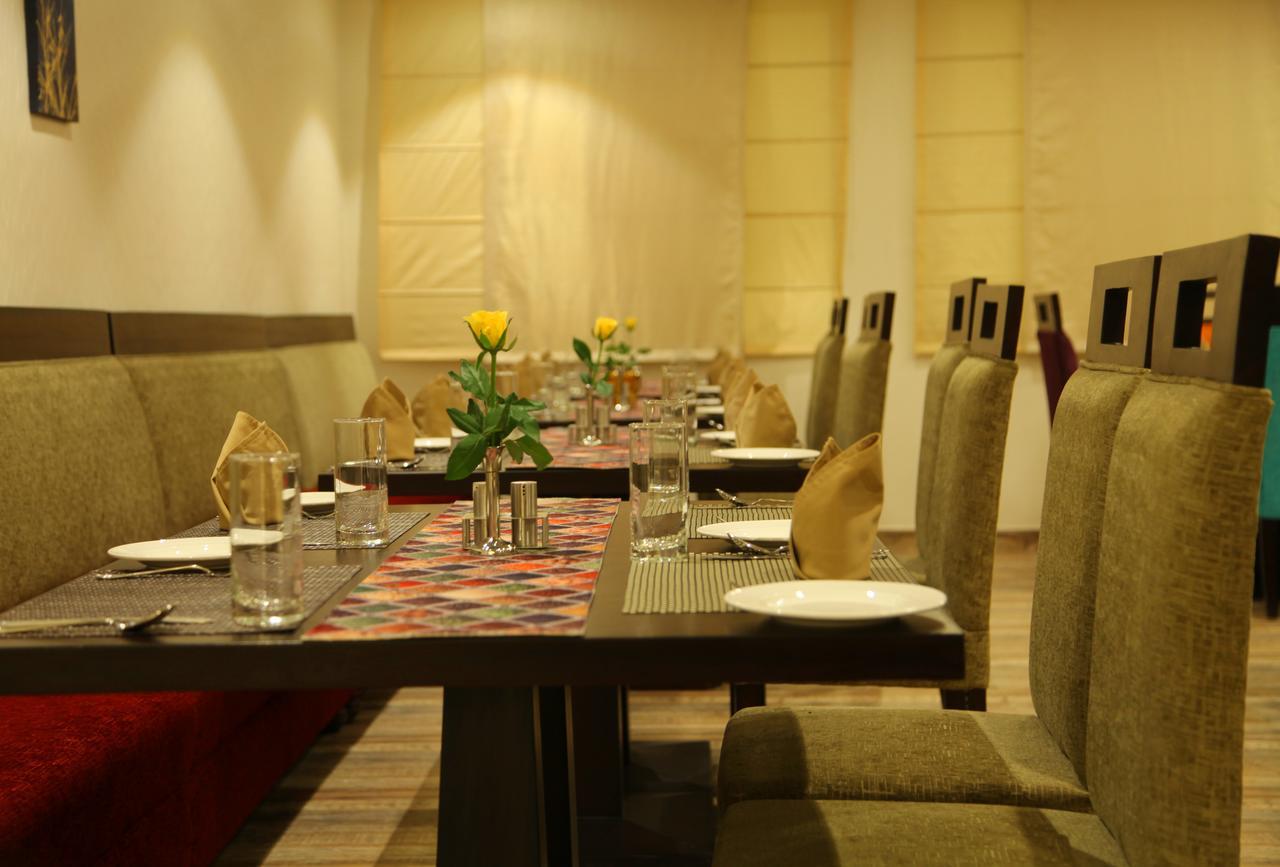 Hotel Wj Grand Jalandhar Esterno foto