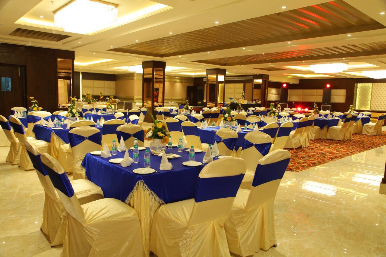 Hotel Wj Grand Jalandhar Esterno foto