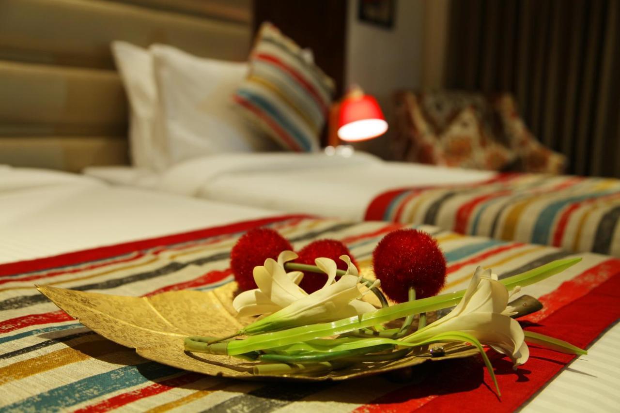 Hotel Wj Grand Jalandhar Esterno foto