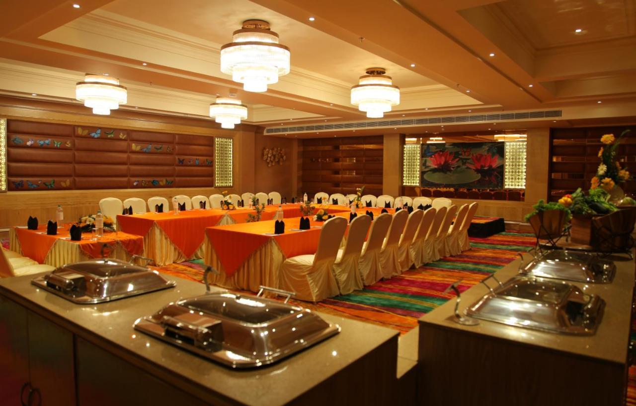 Hotel Wj Grand Jalandhar Esterno foto