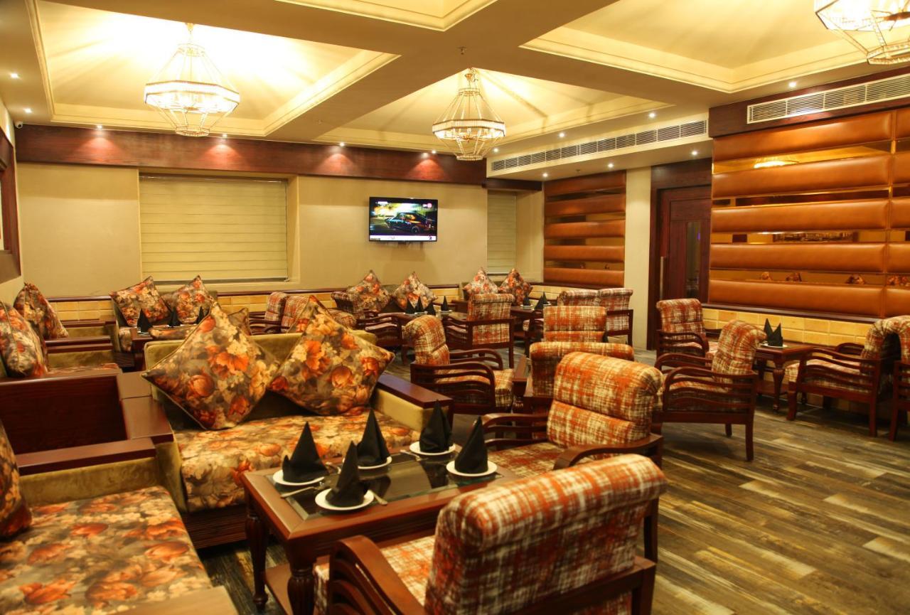 Hotel Wj Grand Jalandhar Esterno foto